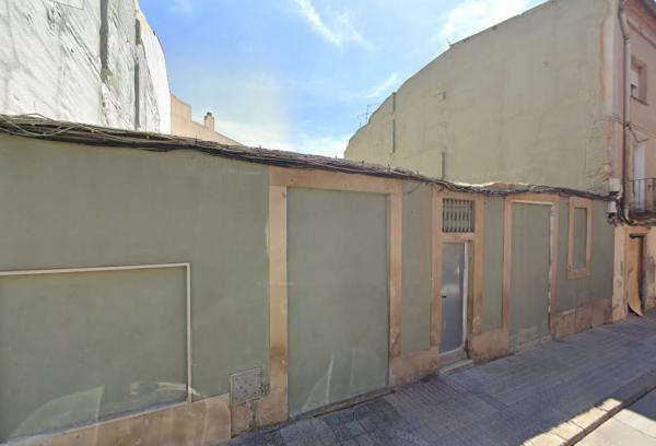 Terreno en calle de Maria Gimferrer