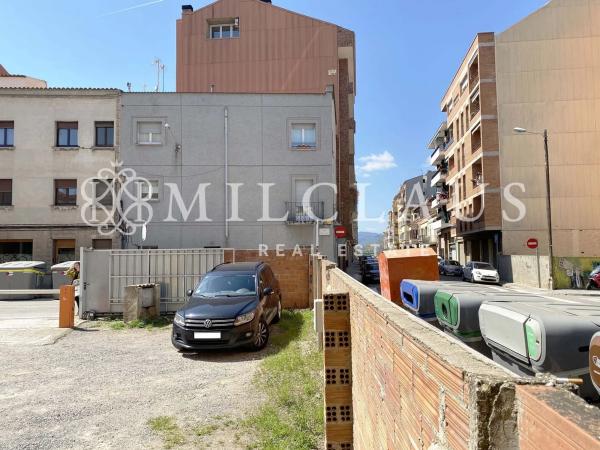 Terreno en calle de Martí i Julià