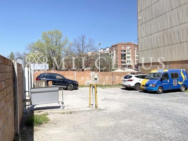 Terreno en calle de Martí i Julià