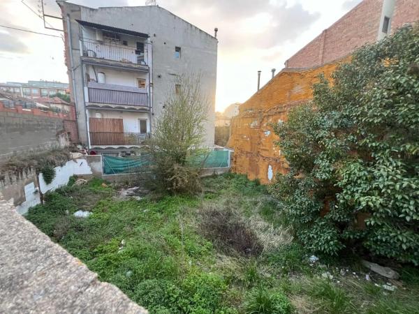Terreno en calle de Gaudí, 86