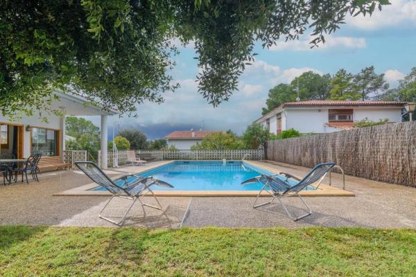 Terreno en calle de Cardona