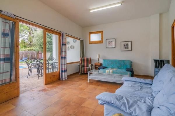 Terreno en calle de Cardona