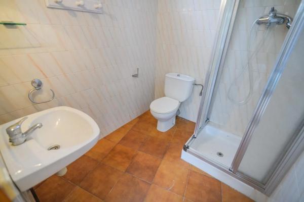 Terreno en calle de Cardona