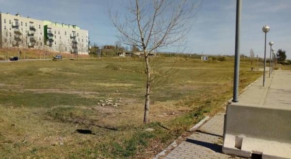 Terreno en paseo Anselm Clavé