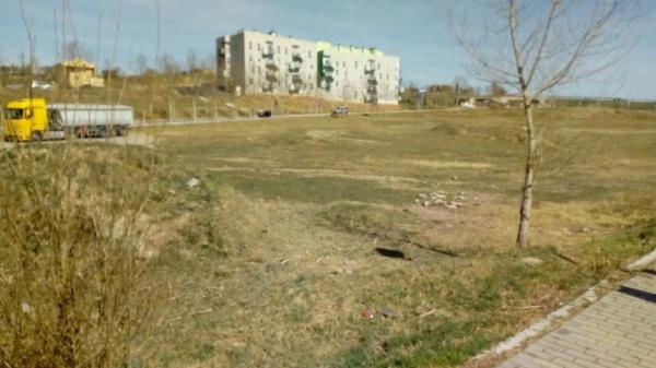 Terreno en paseo Anselm Clavé