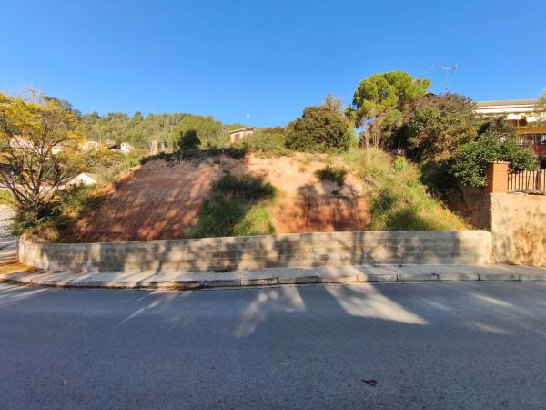Terreno en paseo de Sant Jordi, 43
