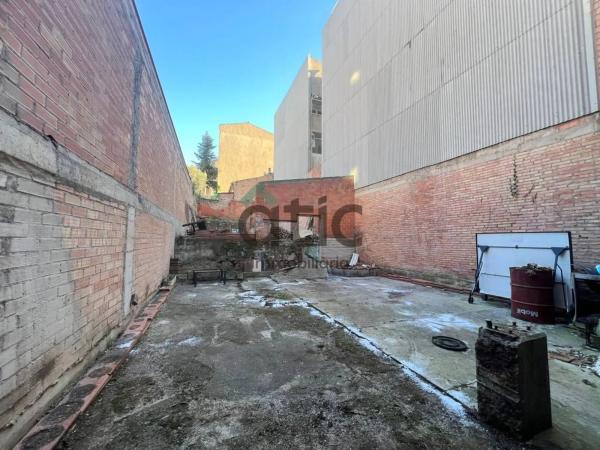 Terreno en calle de Sant Josep