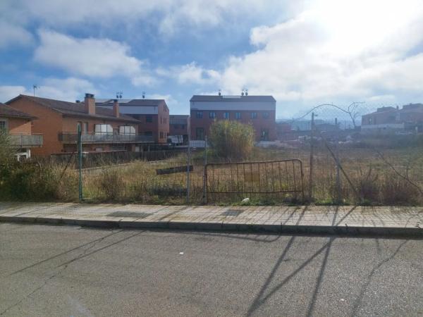 Terreno en calle Salvador Espriu, 26