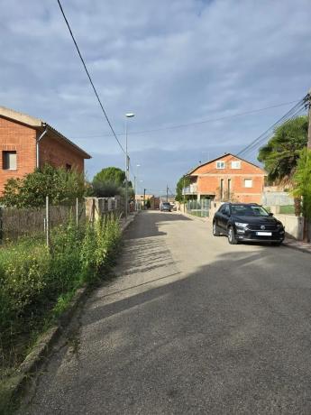 Terreno en calle Montcau