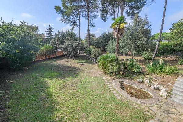 Terreno en avenida Pirineus