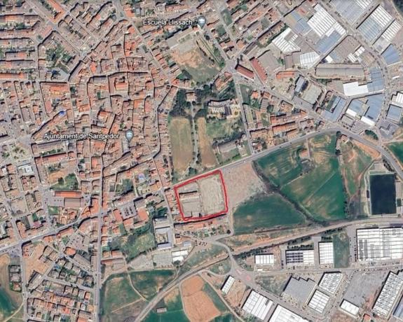 Terreno en camino de les Arenes