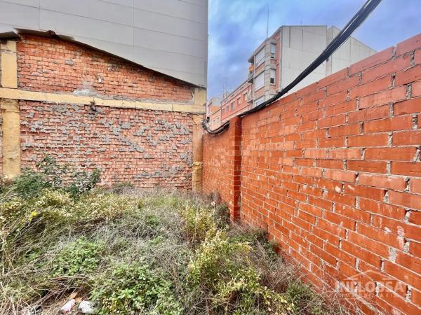 Terreno en calle del Bisbe Torras i Bages