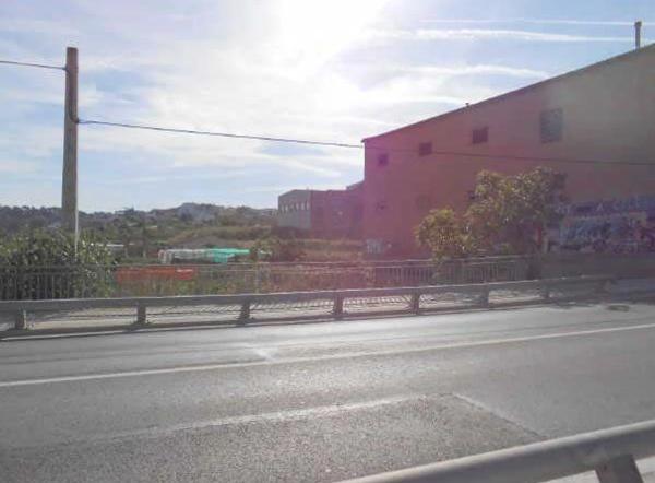 Terreno en calle del Sol Ixent