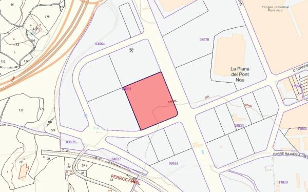 Terreno en calle Nou, 13