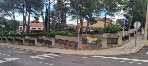 Terreno en calle del Pirineu, 96