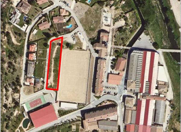 Terreno en calle de les Torres, 24