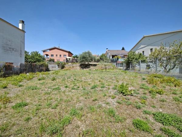 Terreno en calle de Prat de la Riba