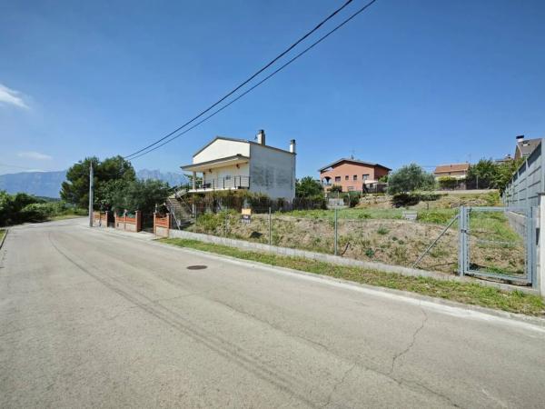 Terreno en calle de Prat de la Riba