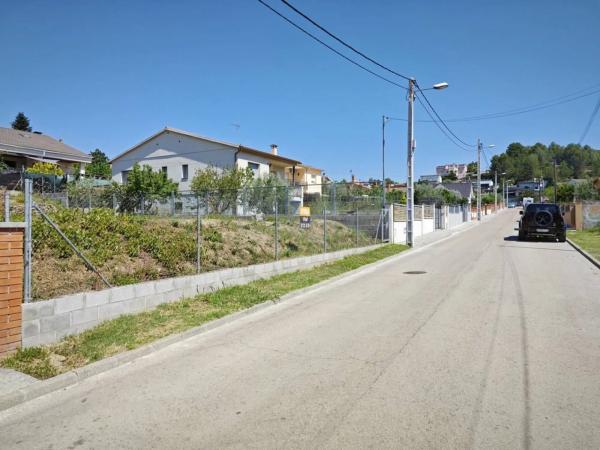 Terreno en calle de Prat de la Riba