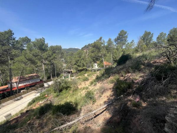 Terreno en avenida de las Torres de Fals, 3