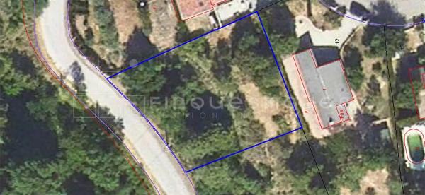 Terreno en calle de Mas Penedes