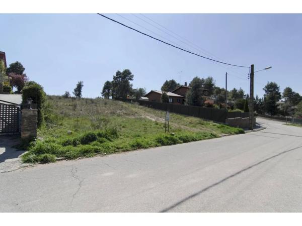 Terreno en calle de Montserrat, 164