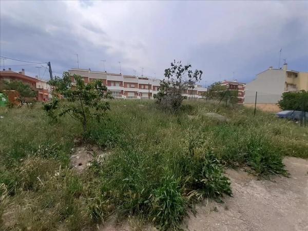 Terreno en calle dels Germans Arnalot, 26