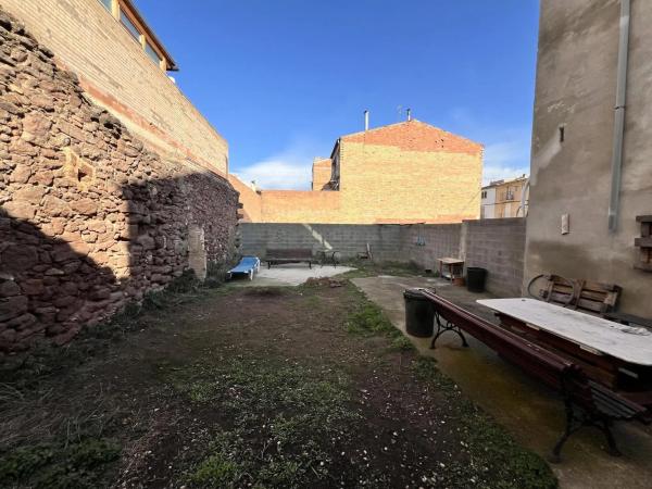 Terreno en calle del Pont, 4