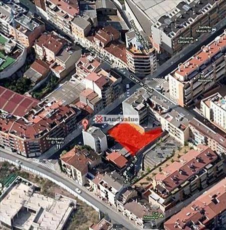 Terreno en calle de la Trieta, 10