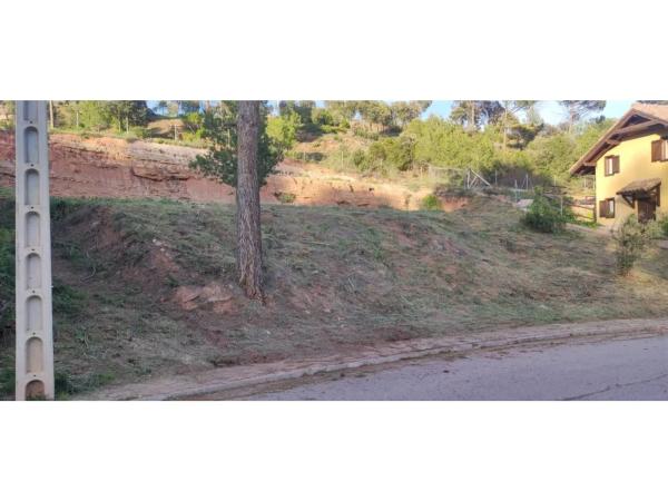 Terreno en calle de Francesca Sallés