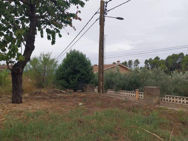 Terreno en calle de la Vall