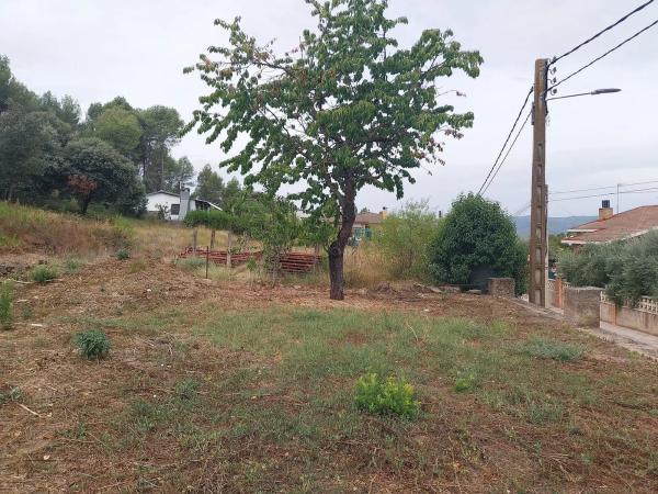 Terreno en calle de la Vall
