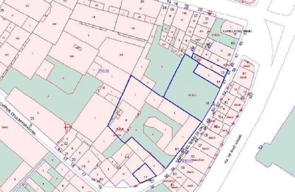 Terreno en calle de les Reparadores, 15