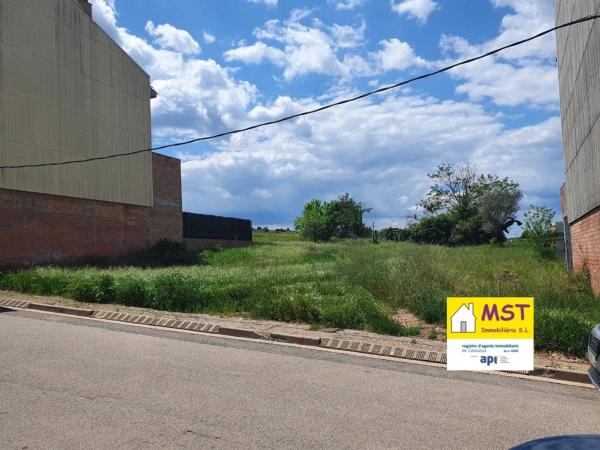 Terreno en calle Mujal, 20