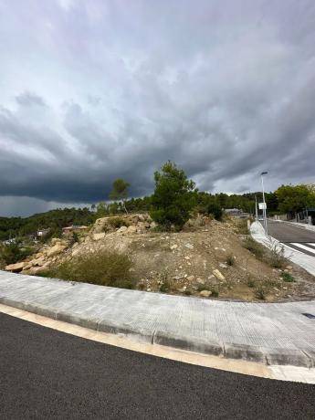 Terreno en calle Josep Pla, 42