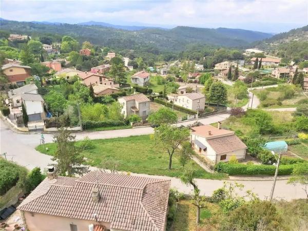 Terreno en via sense nom