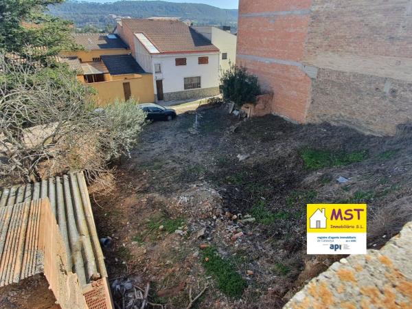 Terreno en C/Cadí s/n