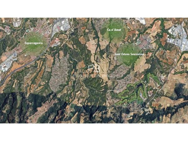 Terreno en plaza Sector Masia Bach