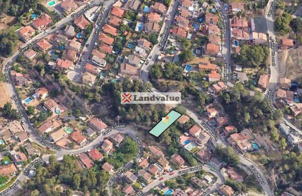 Terreno en calle Madrid, 24