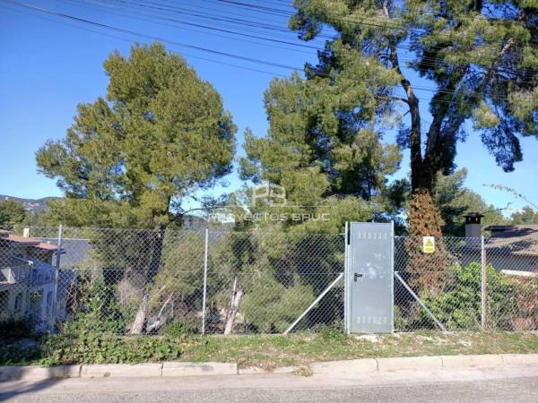 Terreno en calle Bonavista