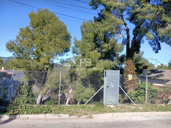 Terreno en calle Bonavista