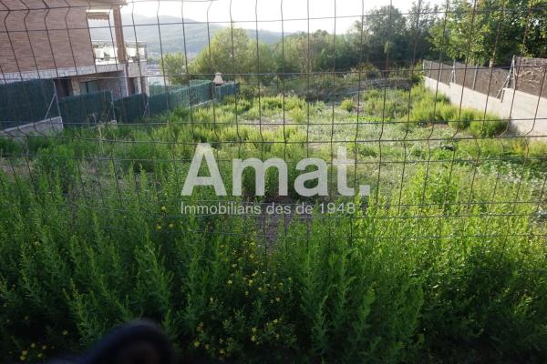 Terreno en calle del Pi