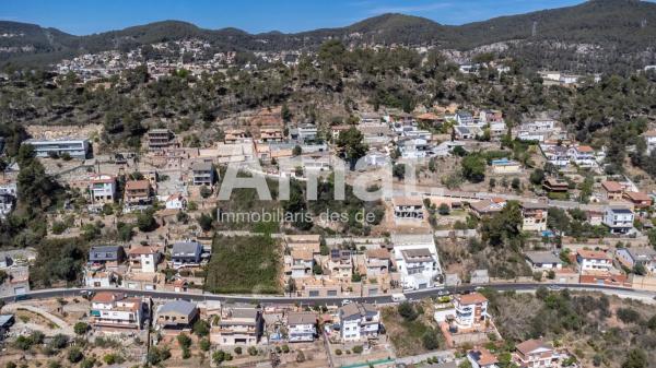Terreno en calle Bon Repòs