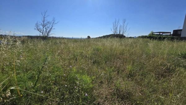 Terreno en avenida Garraf