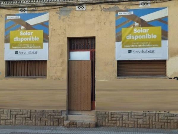 Terreno en calle de Barcelona, 98