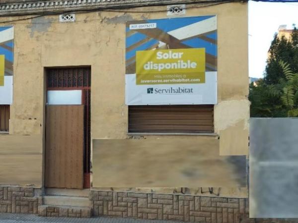 Terreno en calle de Barcelona, 98