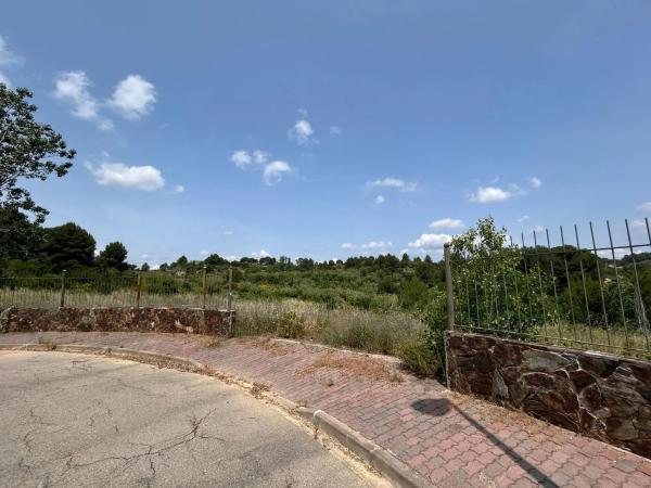 Terreno en calle Núria