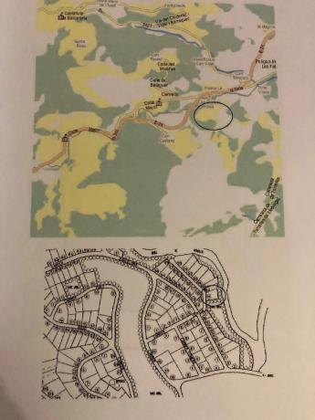 Terreno en calle Cérvol, 16