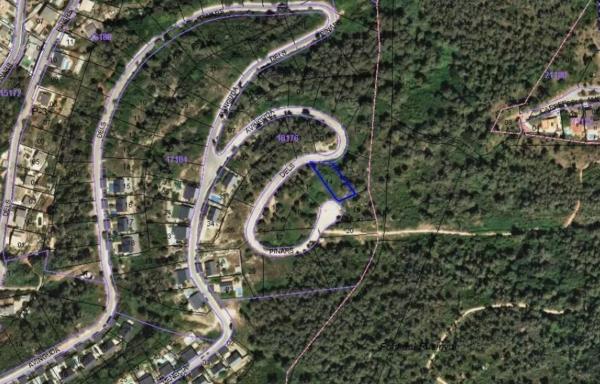 Terreno en avenida dels Pinars, 175