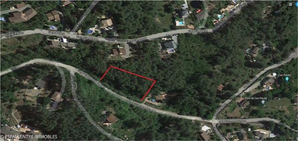 Terreno en calle Vilafranca de Conflent, 26